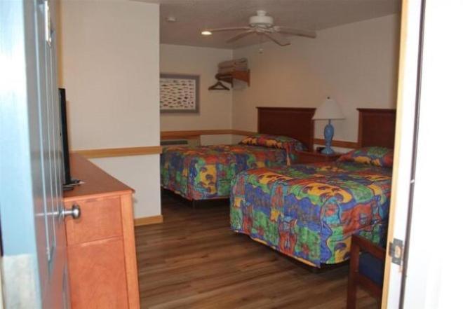 אוקרקוק Pony Island Inn מראה חיצוני תמונה