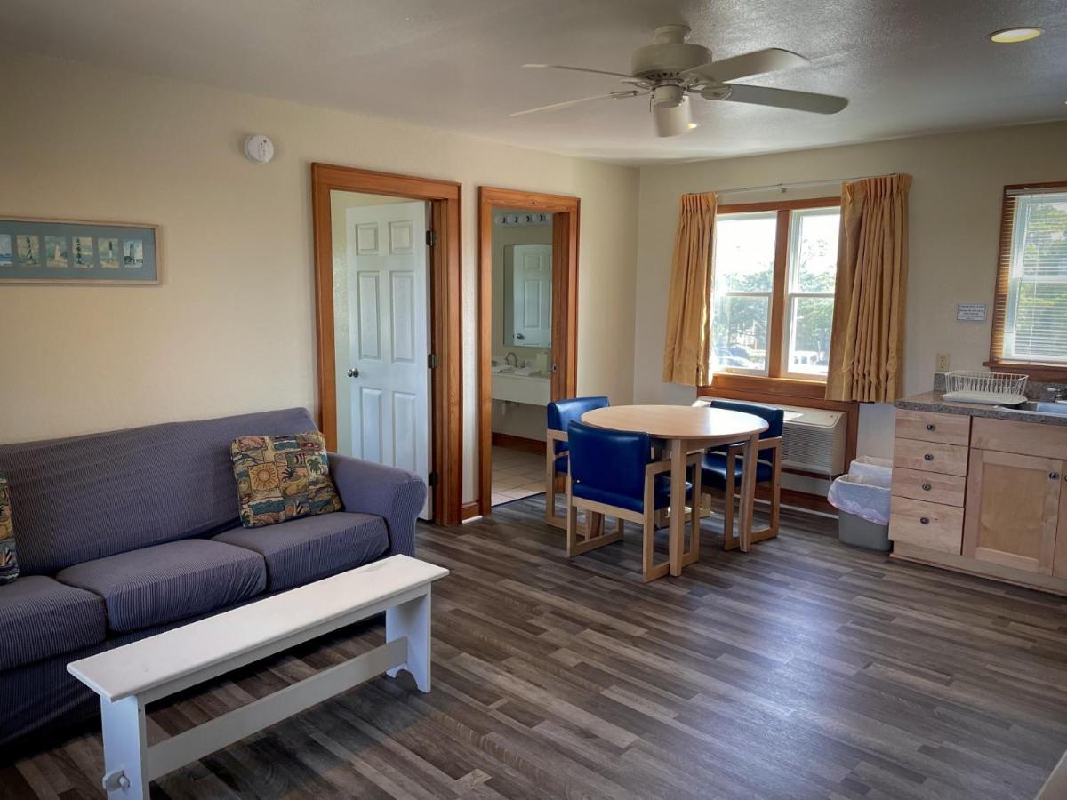 אוקרקוק Pony Island Inn מראה חיצוני תמונה